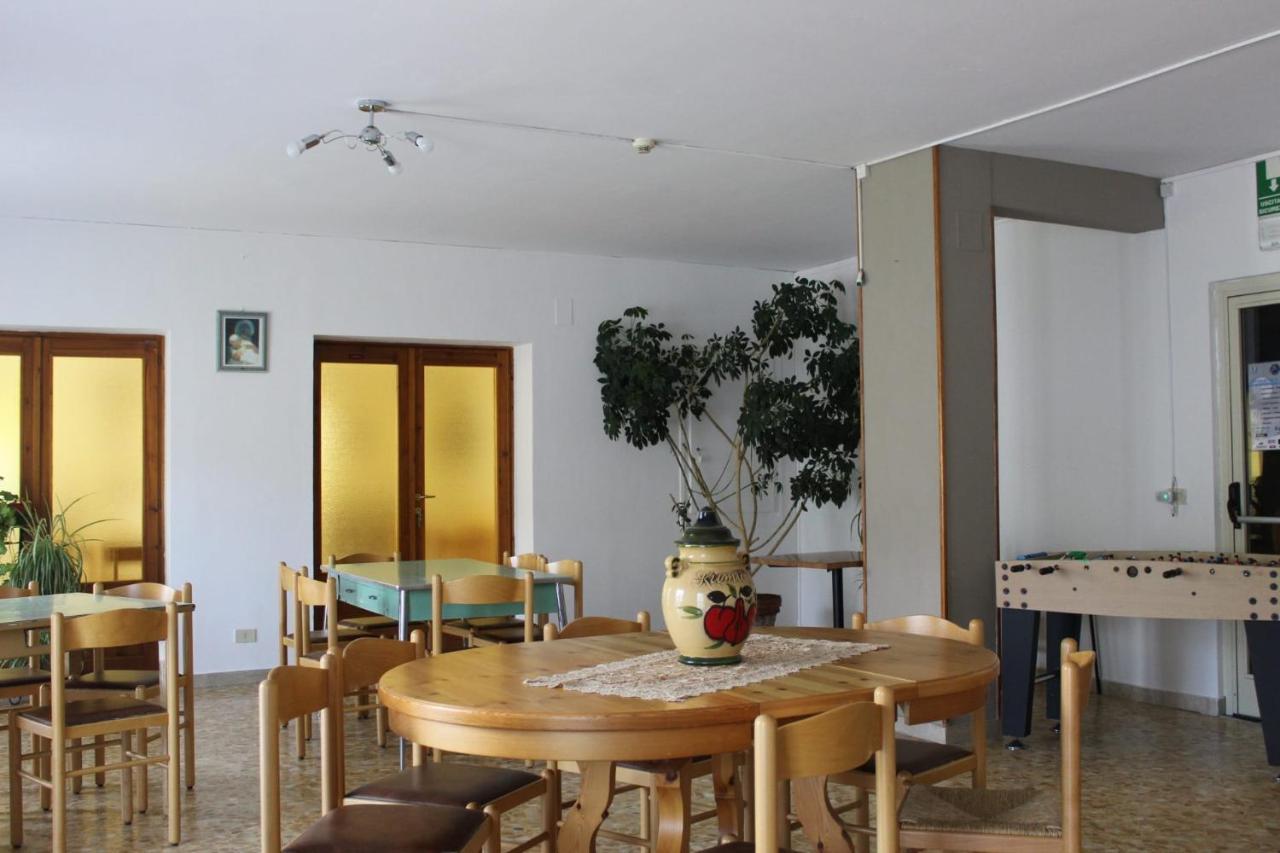 Casa Per Ferie Beatorosaz Hotel Cesana Torinese Exterior photo