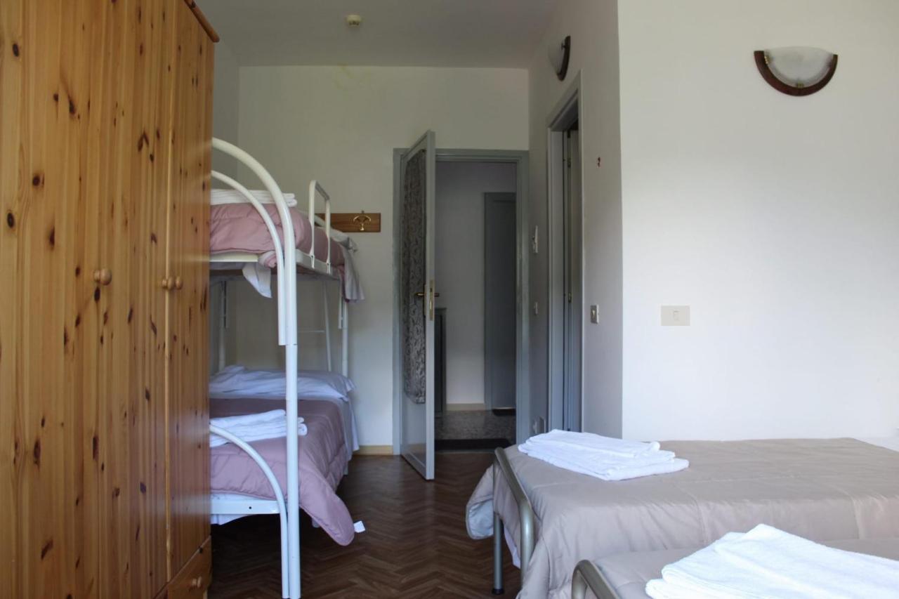 Casa Per Ferie Beatorosaz Hotel Cesana Torinese Exterior photo